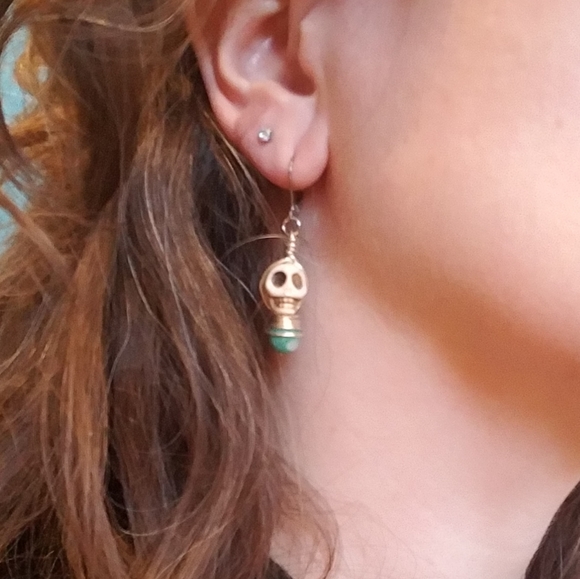 FINAL PRICE Skull Dragon Skin Agate Bauble Earrings - Picture 6 of 8